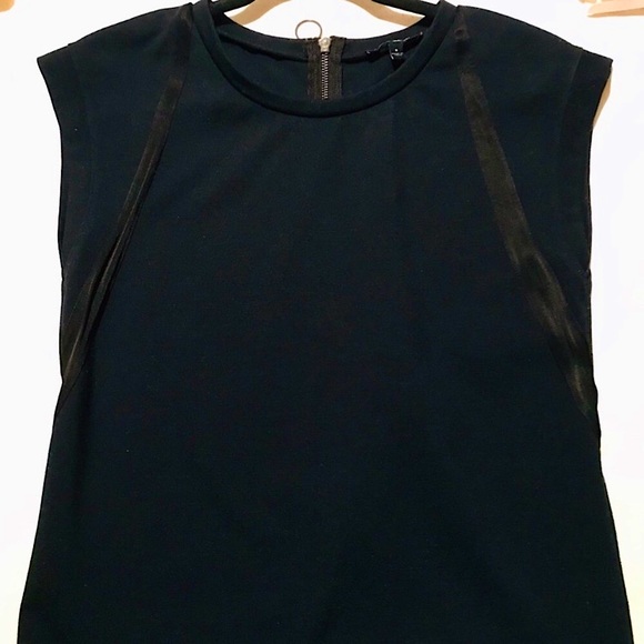 DOLCE VITA Short sleeve zip top - Picture 2 of 5